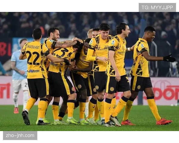 国米定位球战术成为得分利器，角球进攻中多点包抄战术执行精准